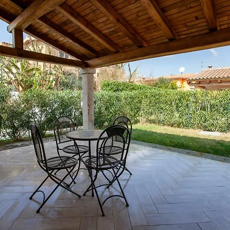 Apartment Villino Bianco *