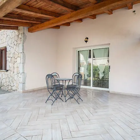 Villino Bianco Apartment